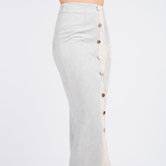 Geometric Pattern Detail Button Midi Skirt. - Picture 2 of 3